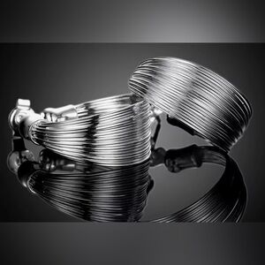 Chic Silver Hair Clips